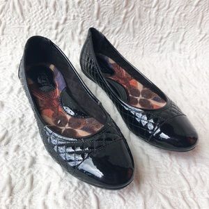 Born black quilted flats